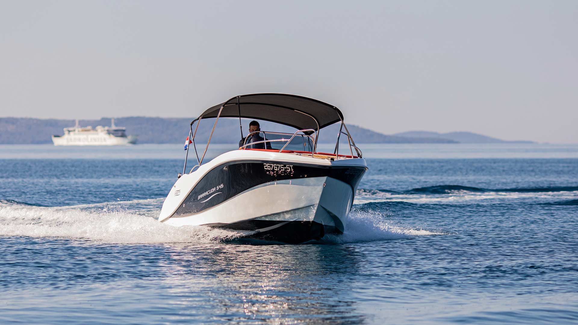 Okiboats Barracuda 545 - Rent a boat | Split, Croatia